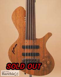 Claudio Núñez Luthier  Núñez Fretless Hollow Body